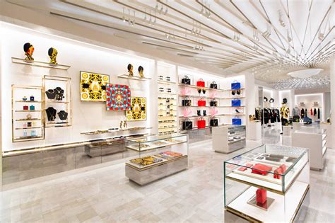 versace boutique dubai